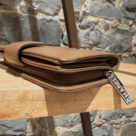 Chanel Brown Caviar Zip Compact French Purse Wallet - Picture 12 of 16